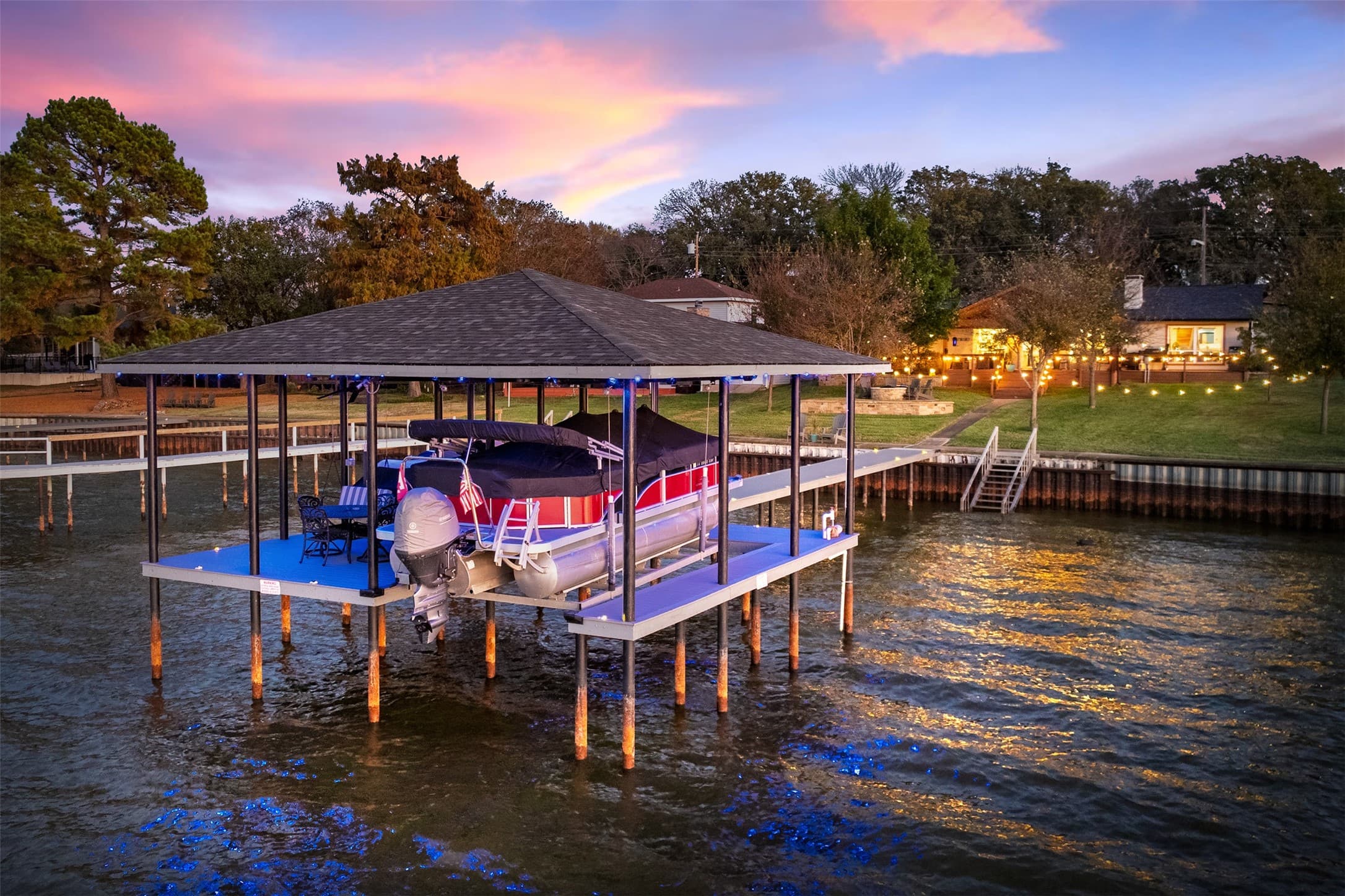 Lake & Leisure at Cedar Creek Lake - Photo 3
