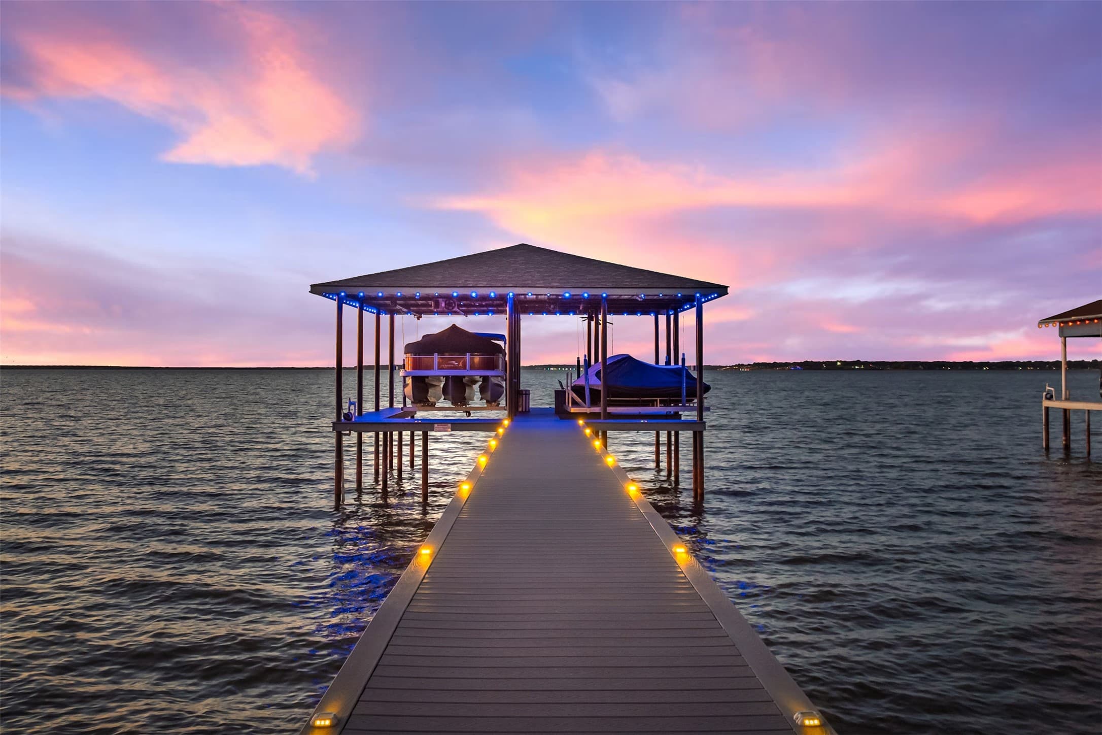 Lake & Leisure at Cedar Creek Lake - Photo 4