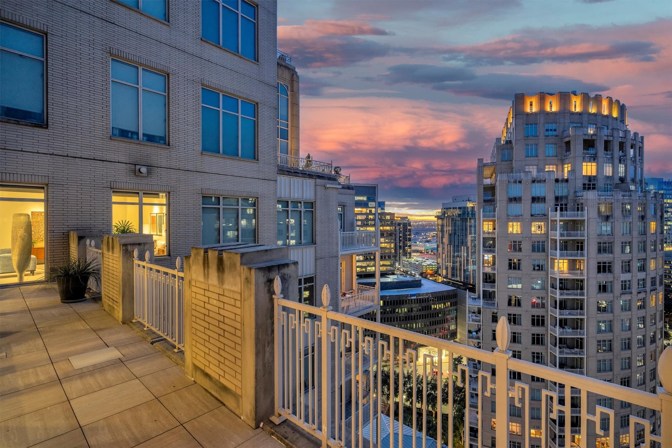 Urban High-Rise & Historic Charm - Photo 4